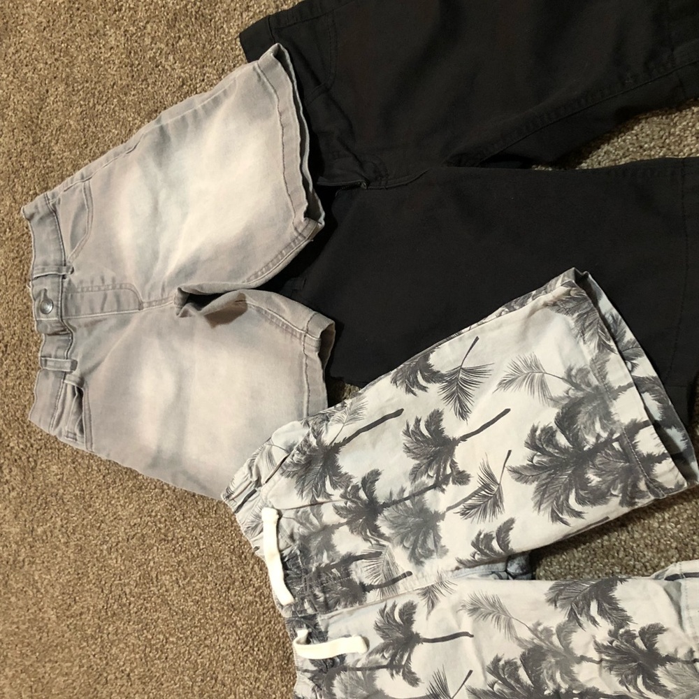 Boys 8-9 bottoms lot free extra included